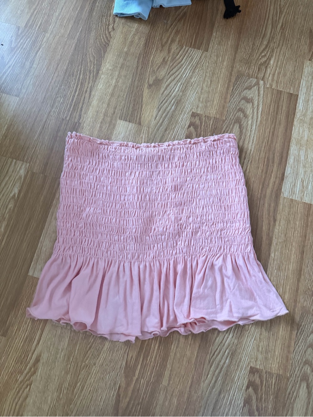 Sky and Sparrow Light Pink Smocked Ruffle Cropped Tube Top